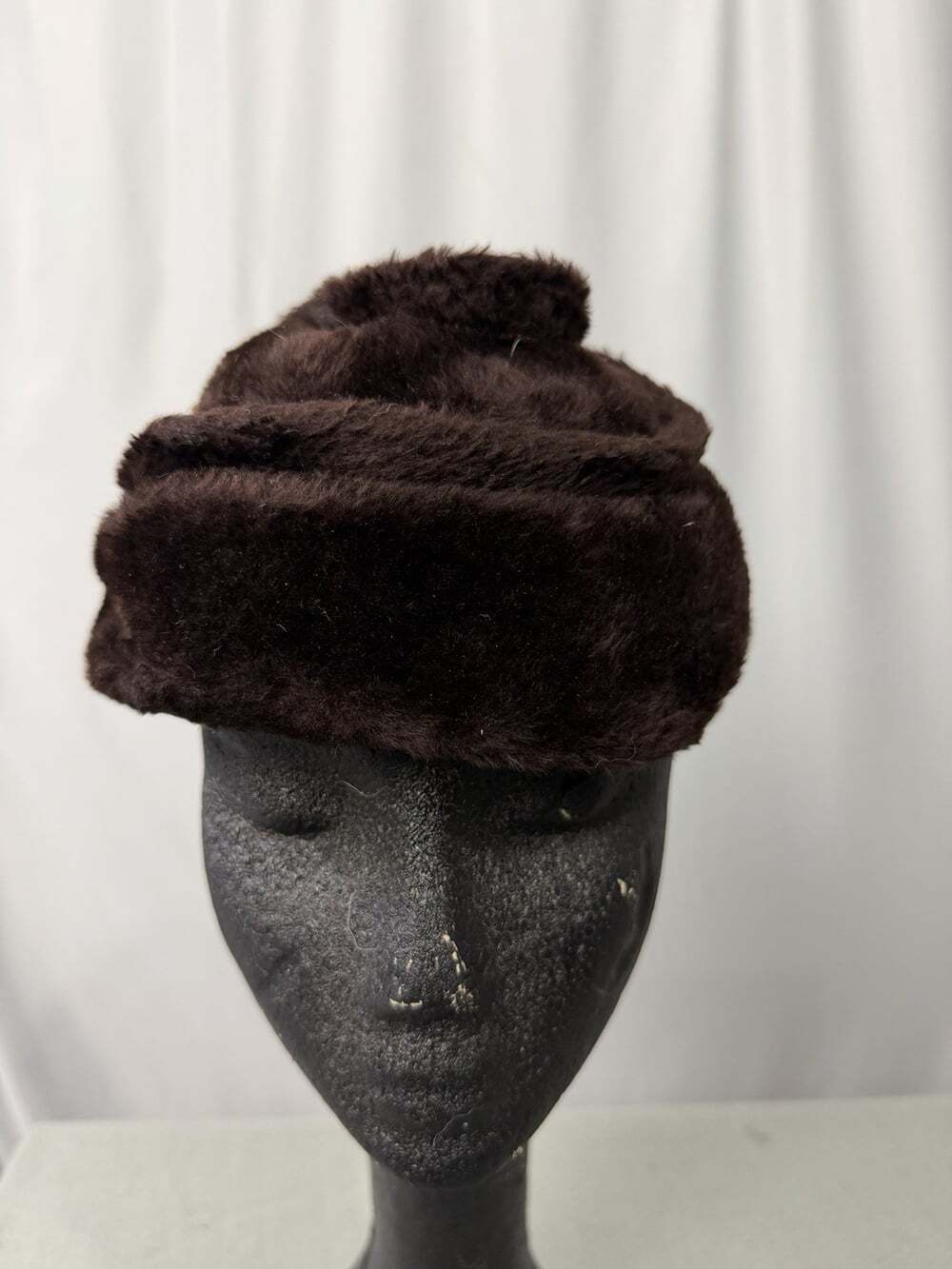 Vintage Sue Claire Duchess Brown Faux Fur Cloche Hat Cossack Pillbox Italy